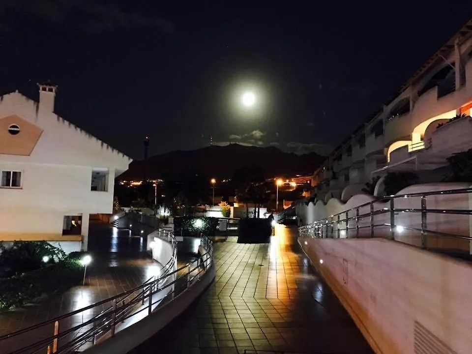 Cozy Apartment In Malaga Benalmádena Spanien